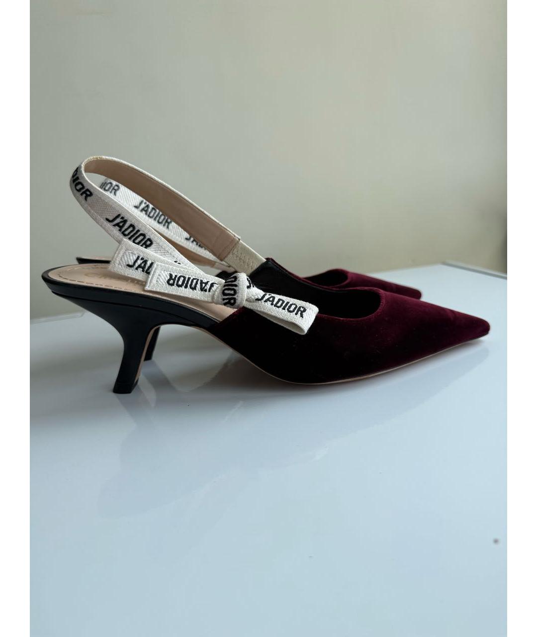 CHRISTIAN DIOR Бордовые бархатные лодочки на низком каблуке, фото 8