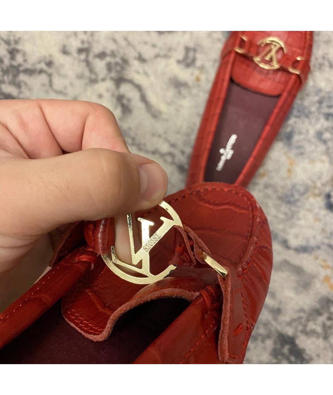 LOUIS VUITTON Красные кожаные мокасины, фото 4