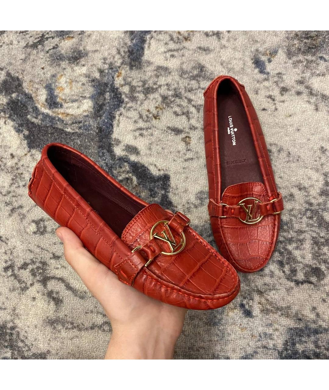 LOUIS VUITTON Красные кожаные мокасины, фото 8