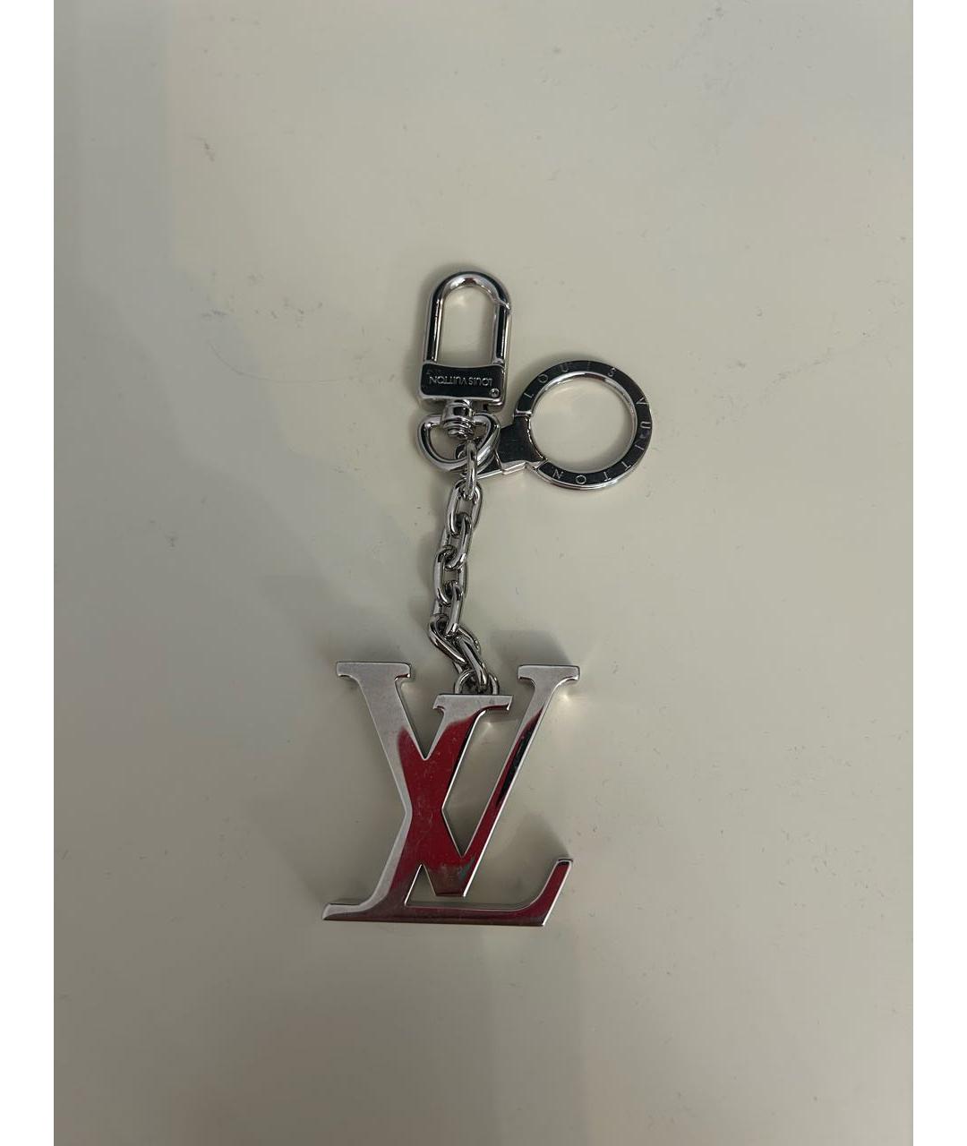 LOUIS VUITTON Белый брелок, фото 3
