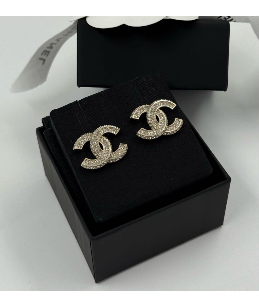 CHANEL Золотые металлические серьги, фото 5