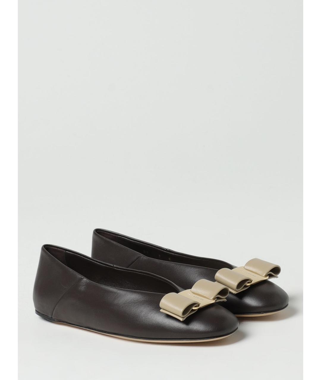 FERRAGAMO Коричневые кожаные балетки, фото 2