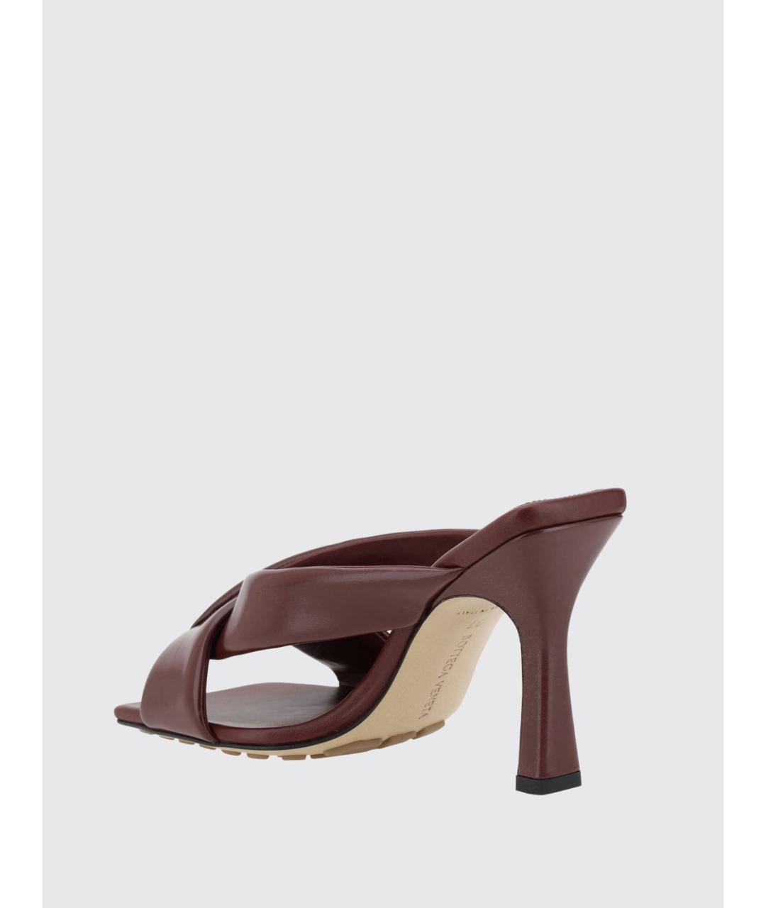 BOTTEGA VENETA Бордовые кожаные мюли, фото 3