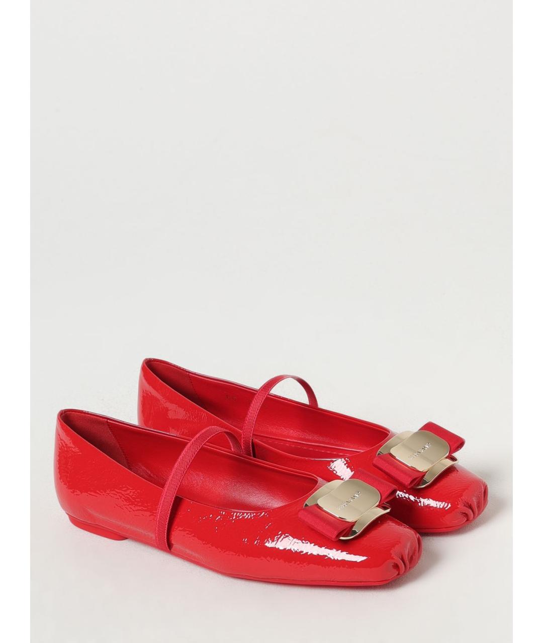 FERRAGAMO Красные балетки из лакированной кожи, фото 2