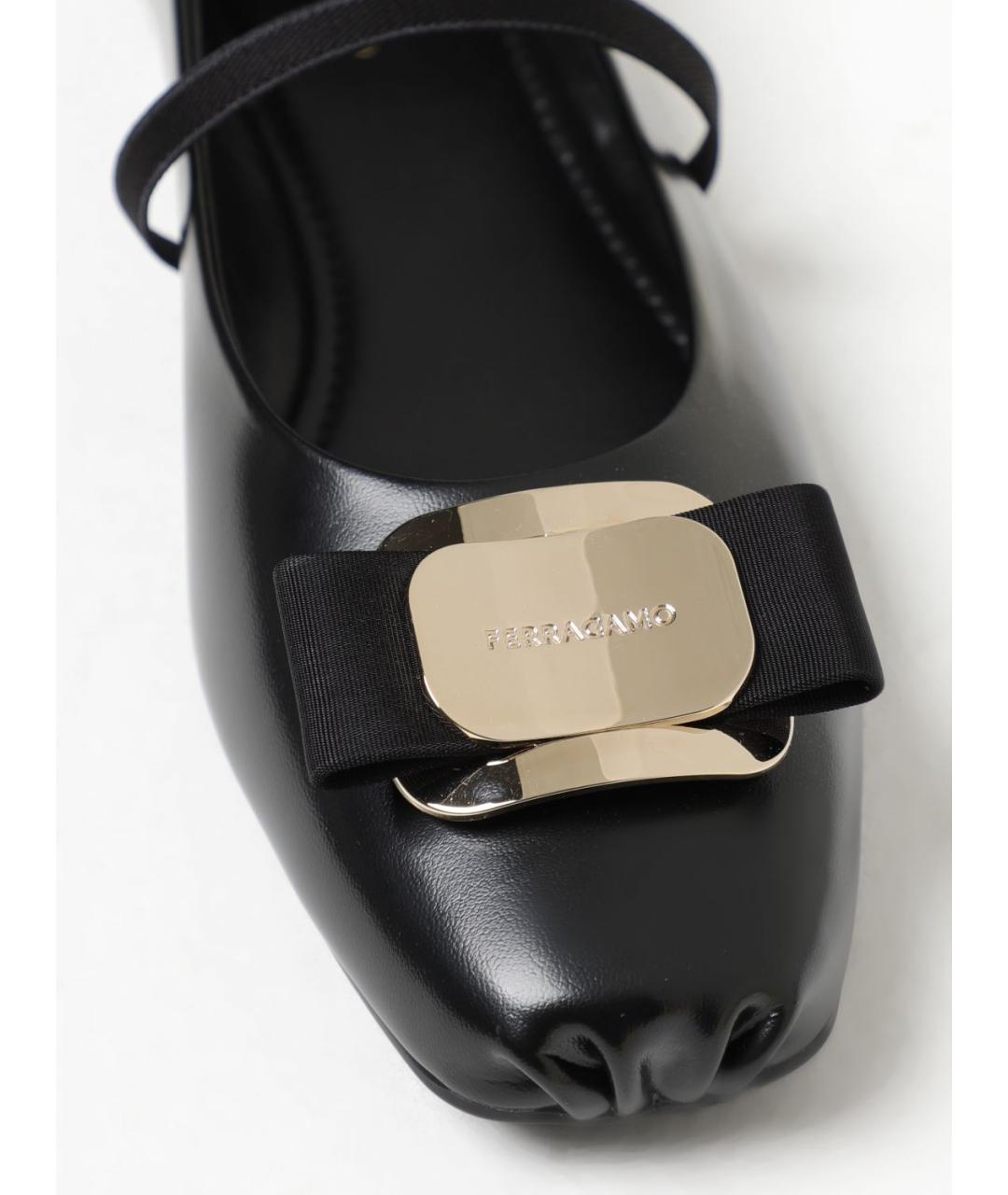 FERRAGAMO Черные кожаные балетки, фото 4