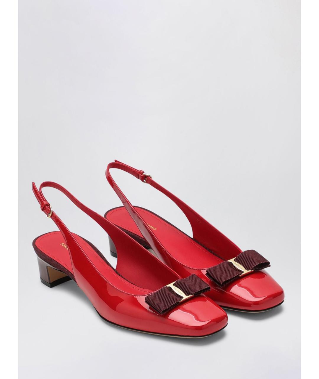 FERRAGAMO Красные туфли из лакированной кожи, фото 3