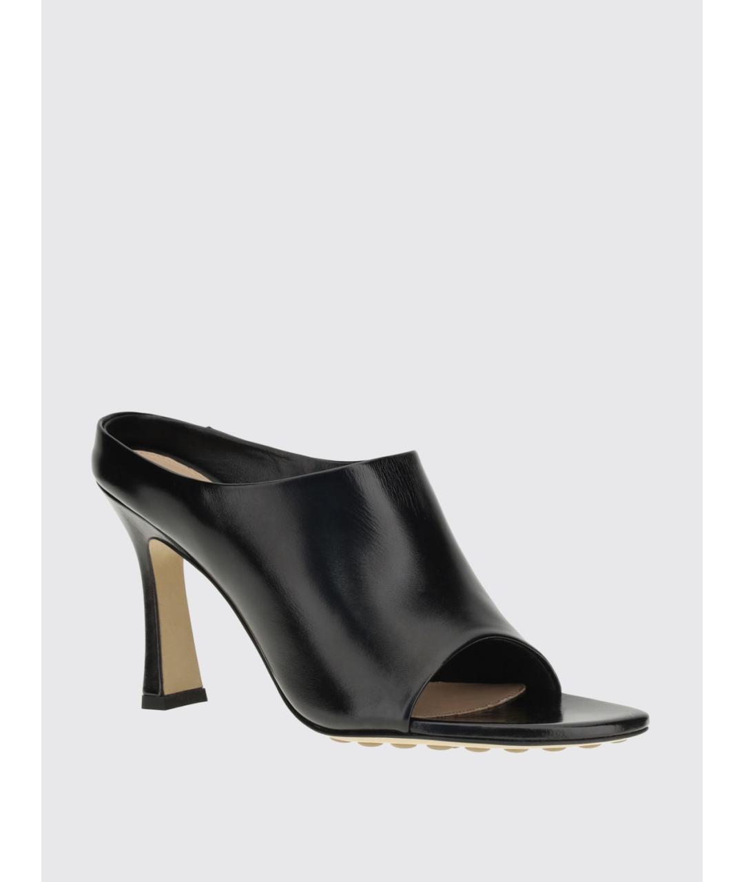 BOTTEGA VENETA Черные кожаные мюли, фото 2