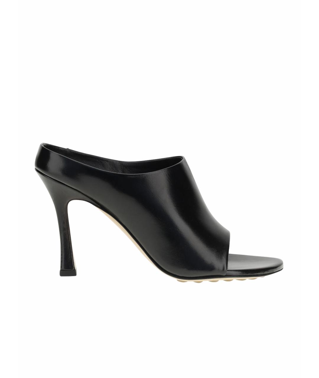 BOTTEGA VENETA Черные кожаные мюли, фото 1