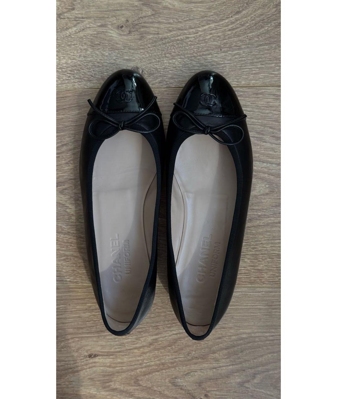 CHANEL Черные кожаные балетки, фото 3