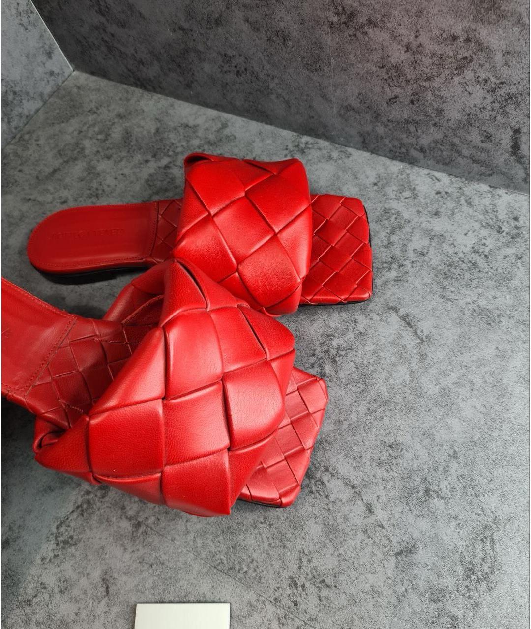 BOTTEGA VENETA Красные кожаные шлепанцы, фото 6