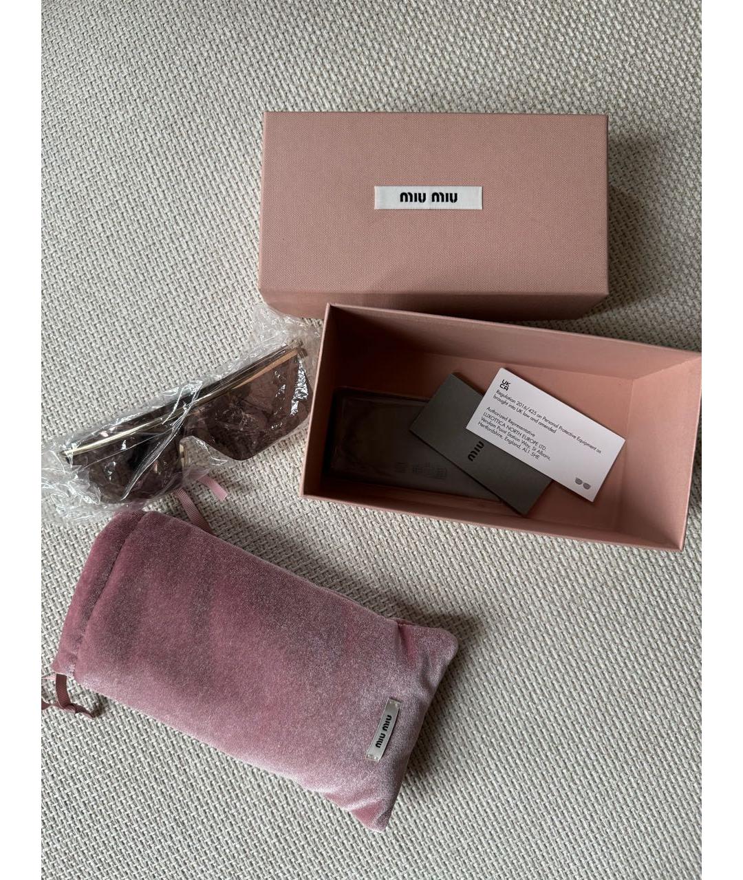 MIU MIU Бежевые пластиковые солнцезащитные очки, фото 3