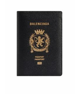 BALENCIAGA Обложка/футляр