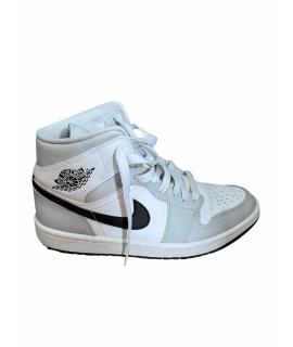 NIKE Кроссовки