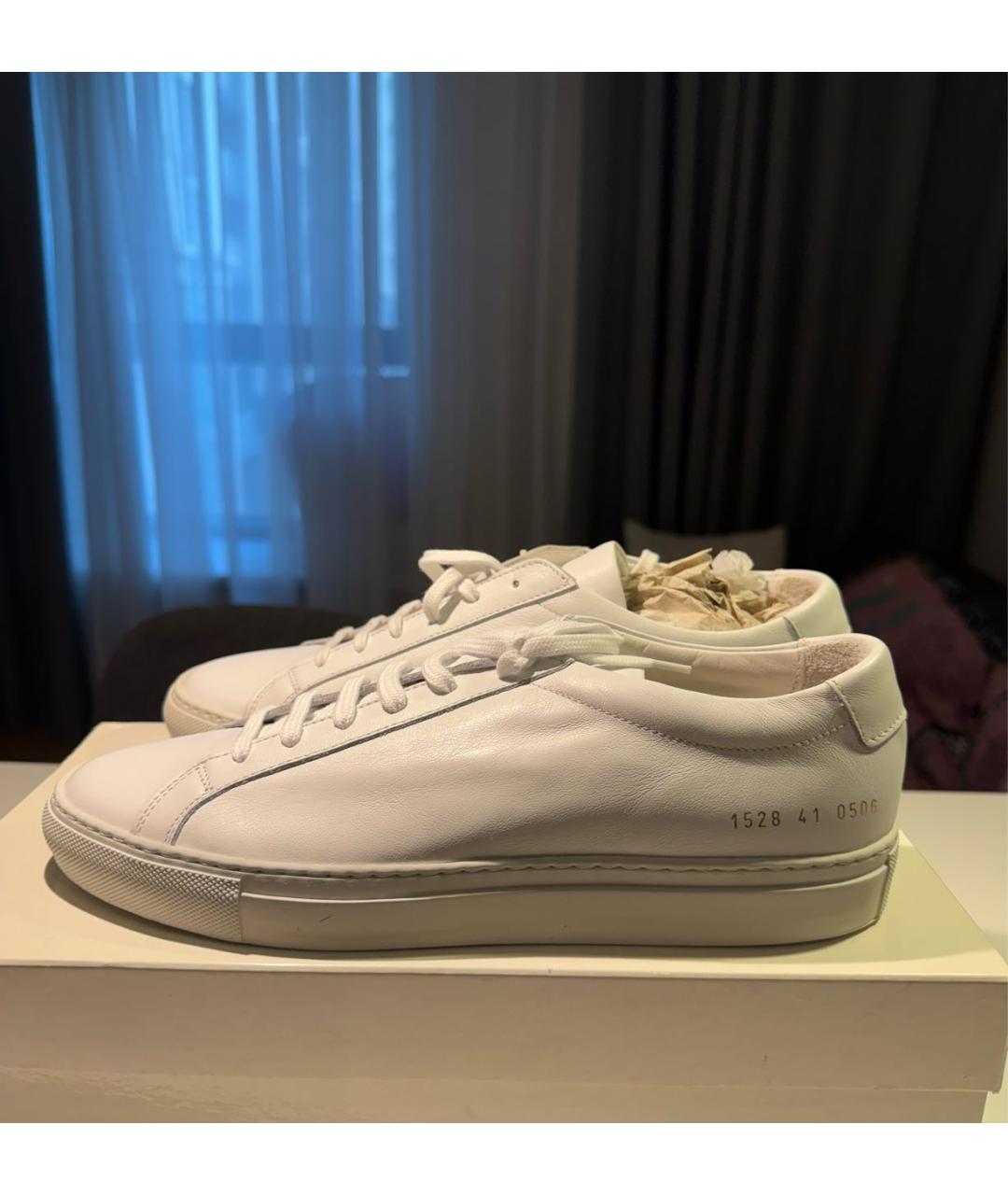 COMMON PROJECTS Белые кожаные низкие кроссовки / кеды, фото 2