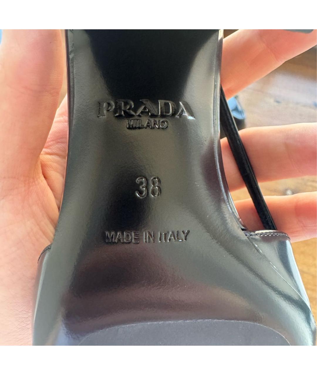 PRADA Черные кожаные туфли, фото 5