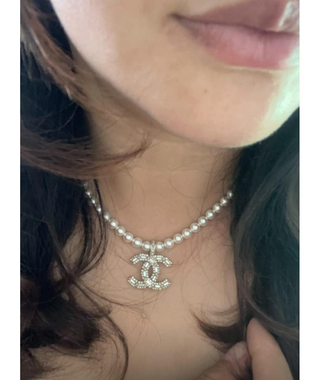 CHANEL Белая металлическая подвеска, фото 5