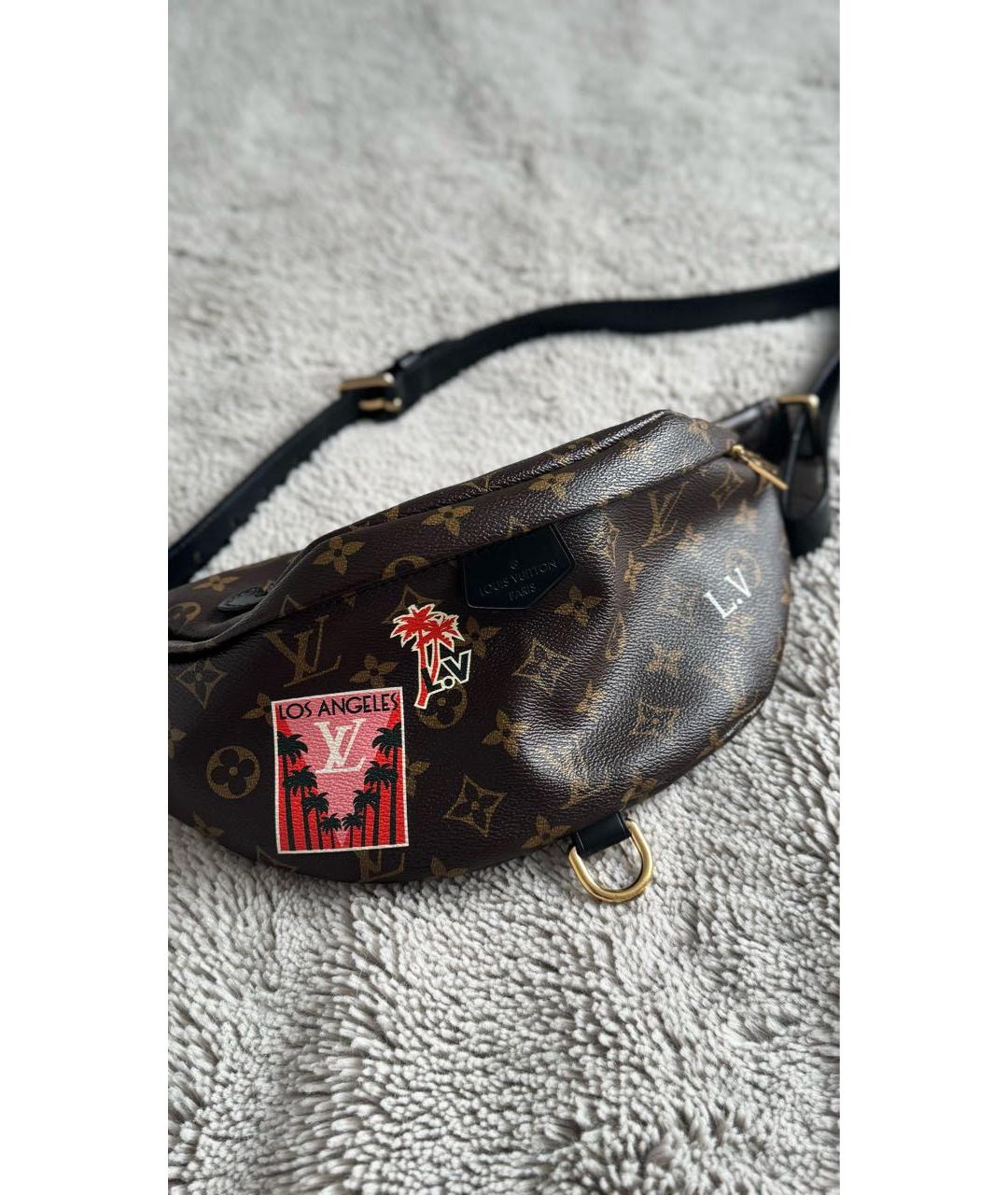 LOUIS VUITTON Коричневая поясная сумка, фото 5