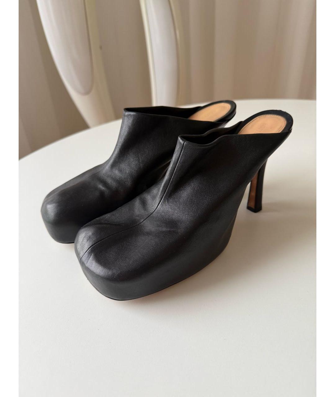 BOTTEGA VENETA Черные кожаные мюли, фото 6