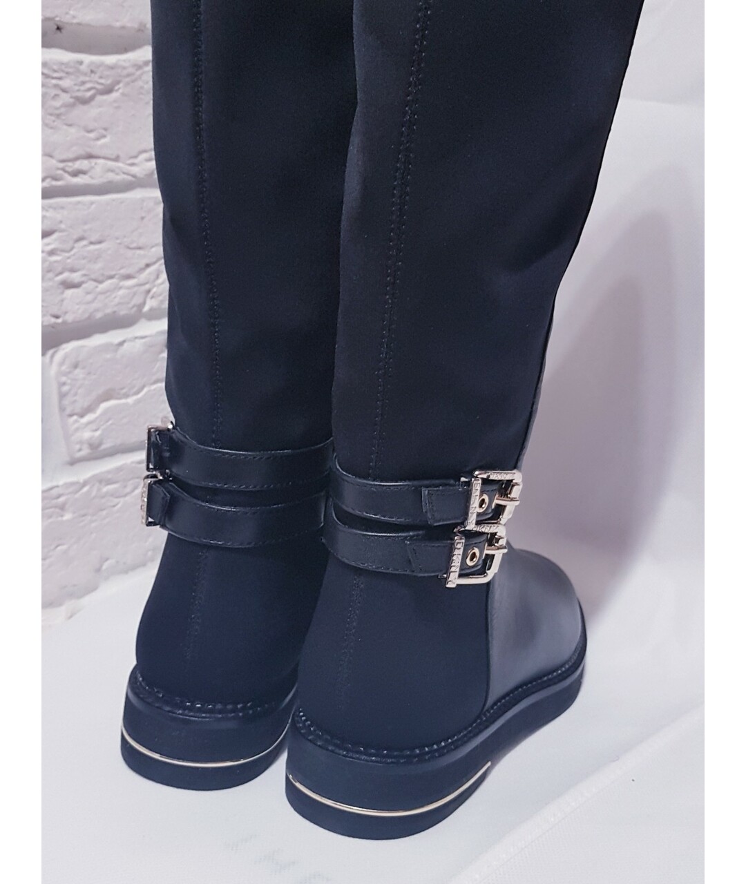 DKNY Черные кожаные сапоги, фото 4