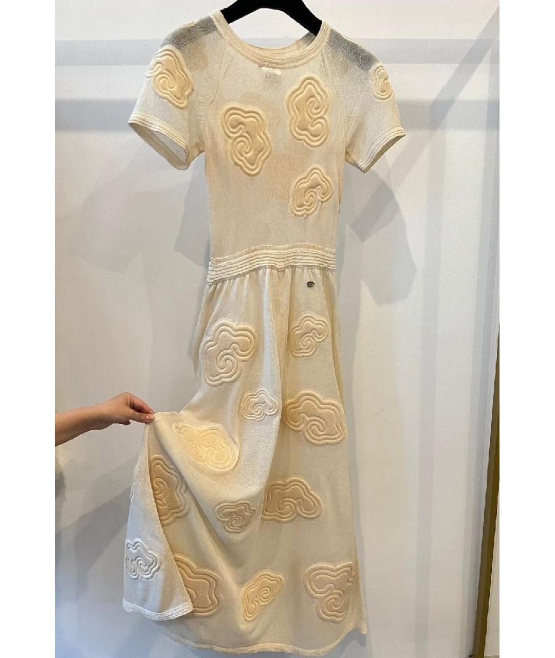 CHANEL Бежевое шелковое повседневное платье, фото 10