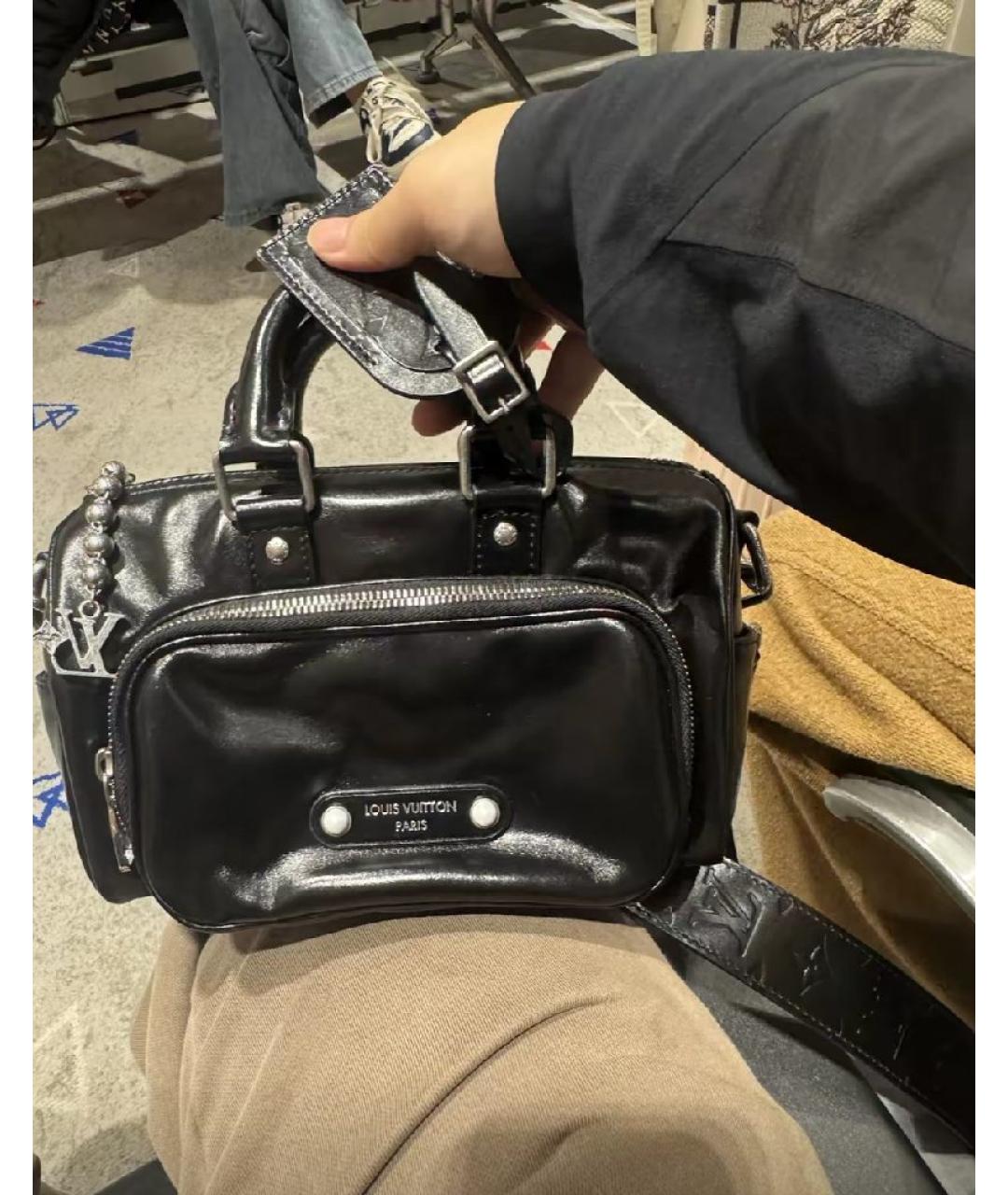LOUIS VUITTON Черная сумка на плечо, фото 5