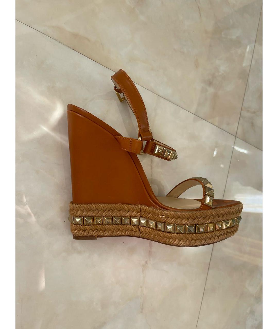 CHRISTIAN LOUBOUTIN Оранжевое кожаные босоножки, фото 7