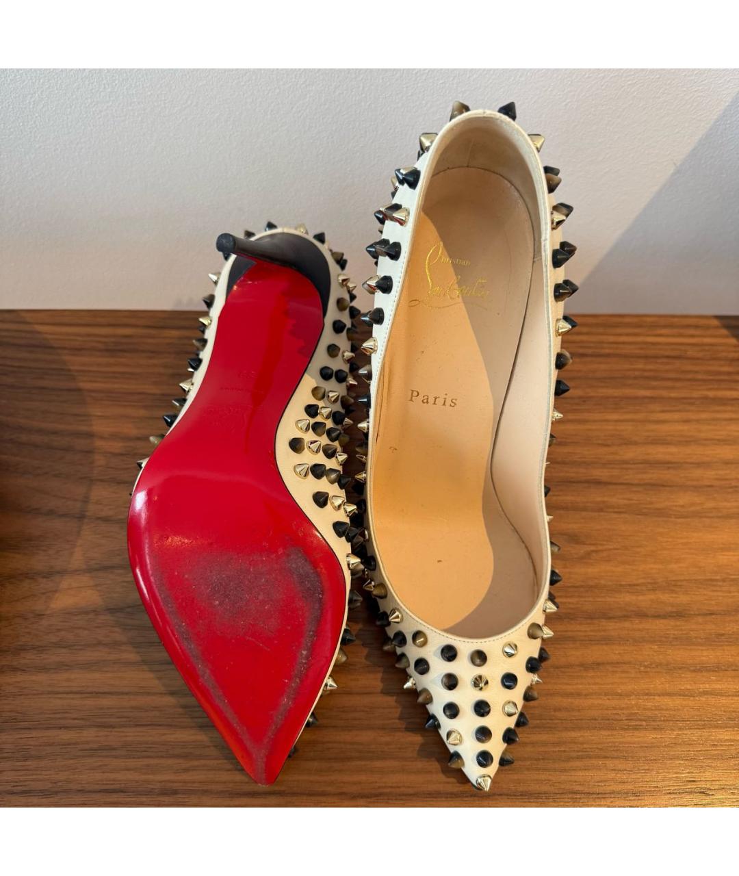 CHRISTIAN LOUBOUTIN Бежевые кожаные туфли, фото 5