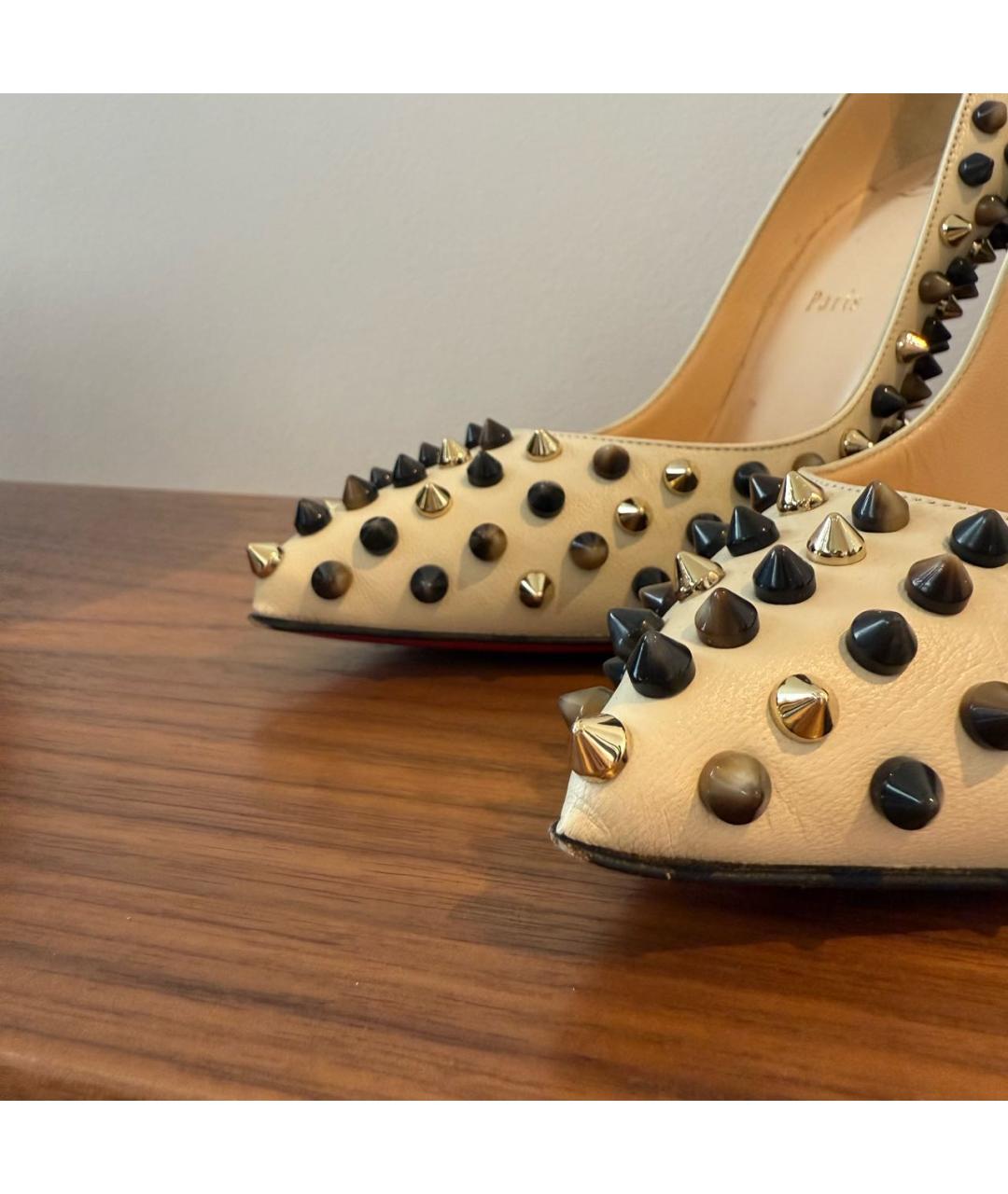 CHRISTIAN LOUBOUTIN Бежевые кожаные туфли, фото 7