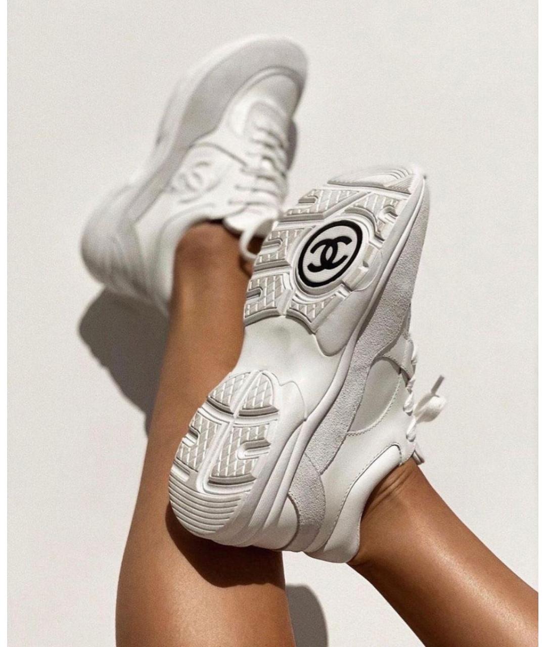 CHANEL Белые кожаные кроссовки, фото 5