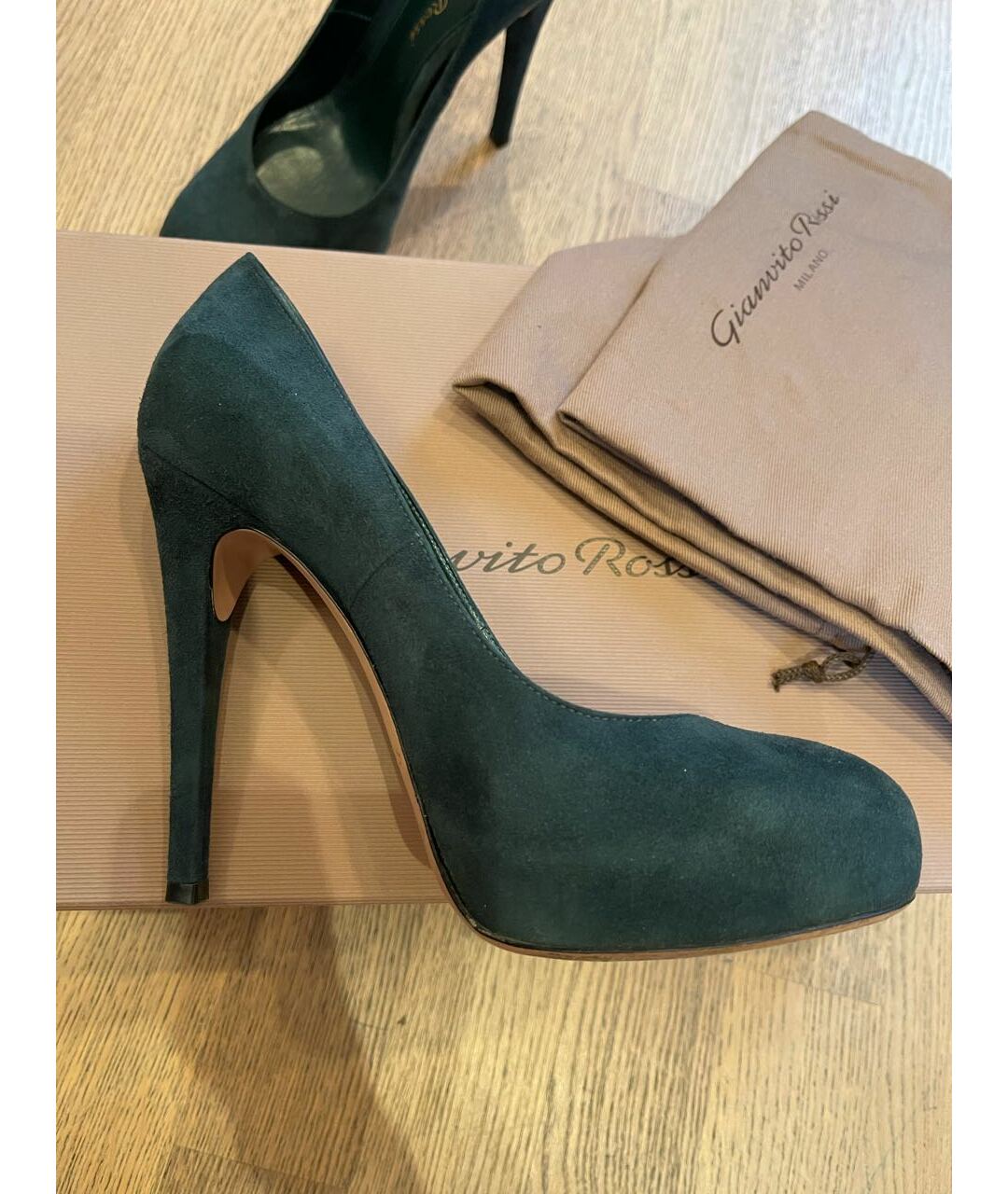 GIANVITO ROSSI Зеленые замшевые туфли, фото 9