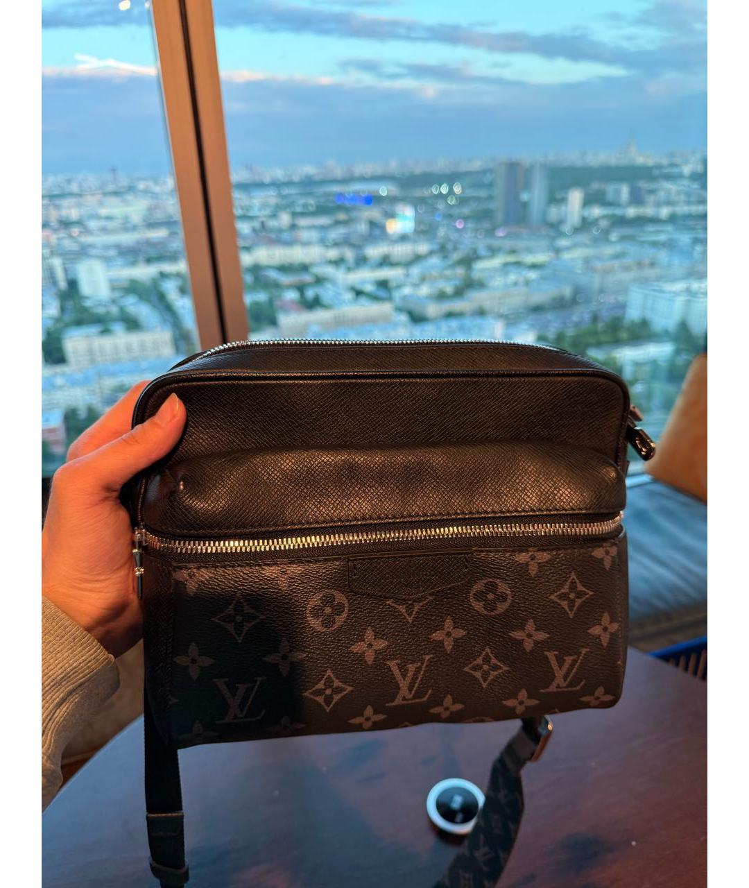 LOUIS VUITTON Черная кожаная сумка на плечо, фото 2