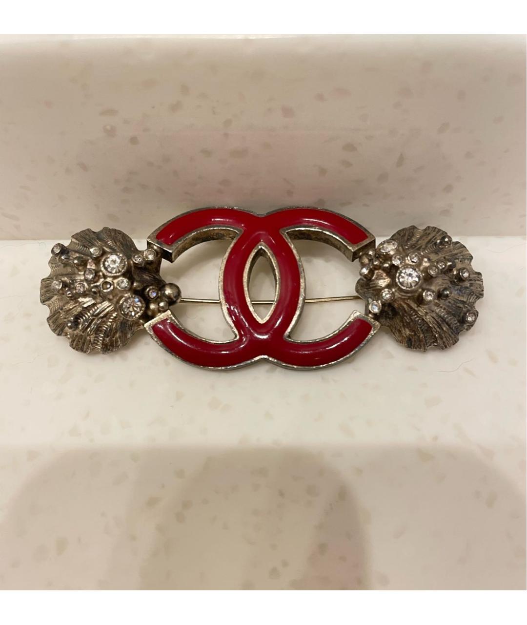 CHANEL Красная металлическая булавка / брошь, фото 5
