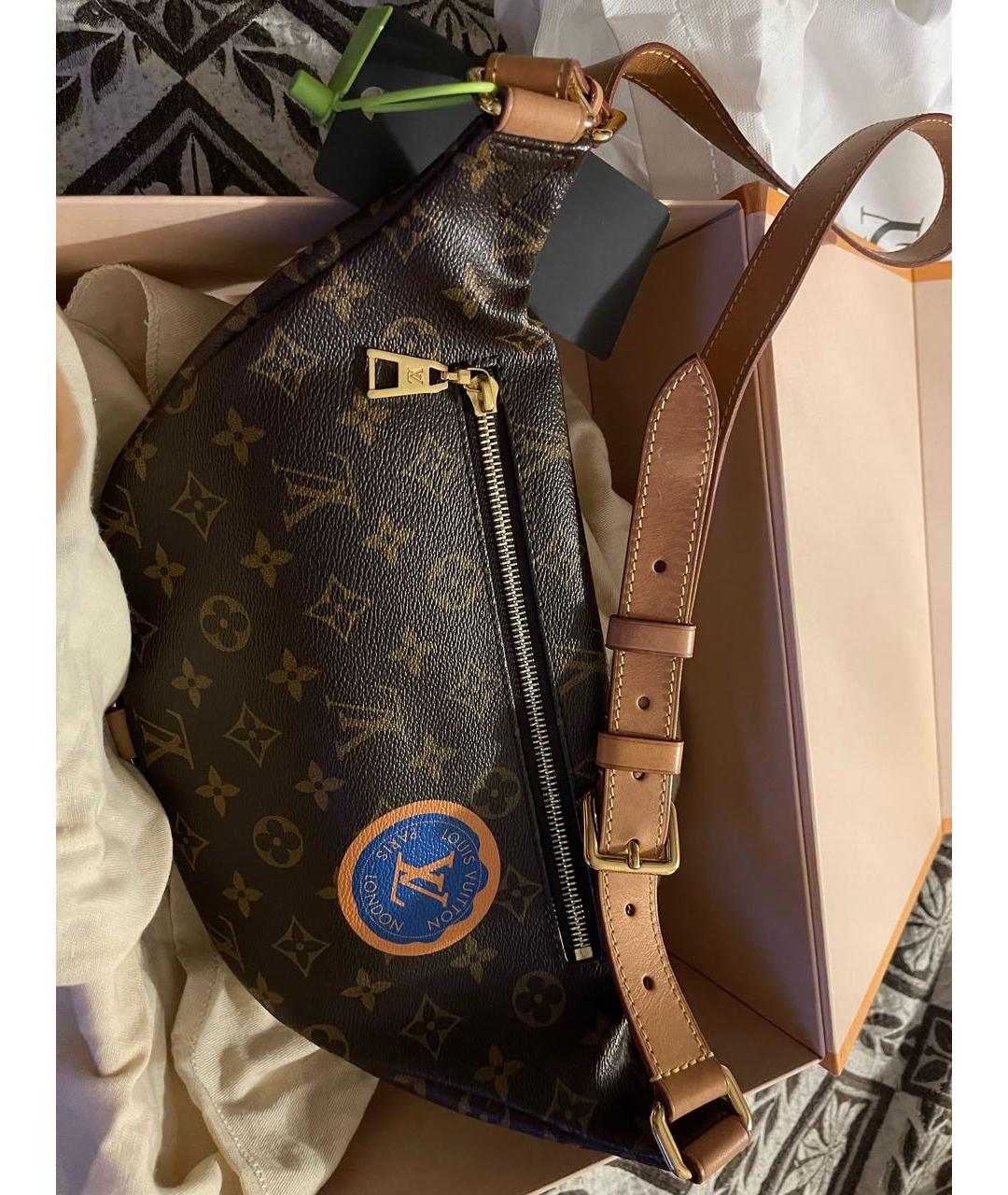 LOUIS VUITTON Коричневая поясная сумка, фото 3