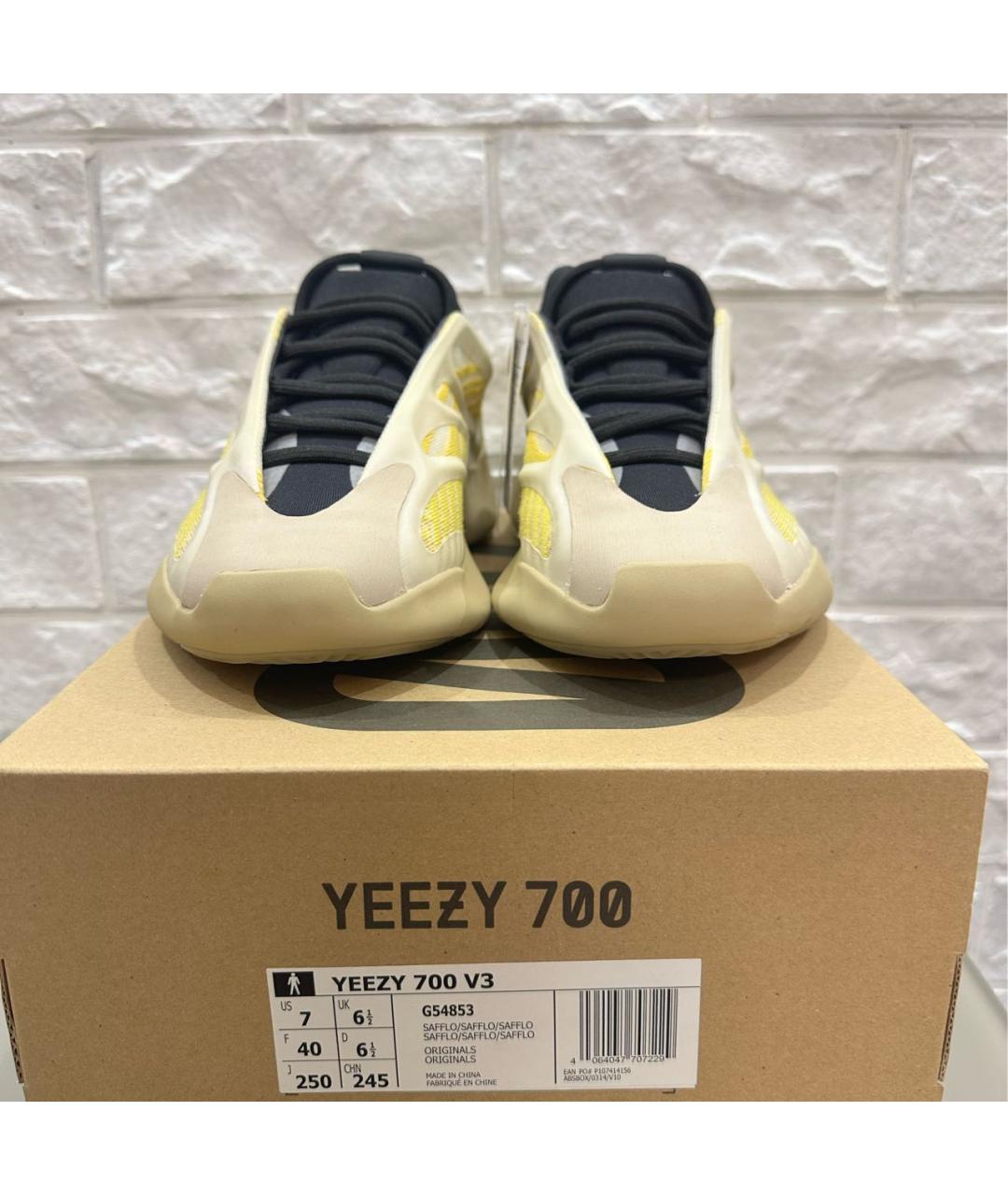 ADIDAS YEEZY Бежевые неопреновые кроссовки, фото 3