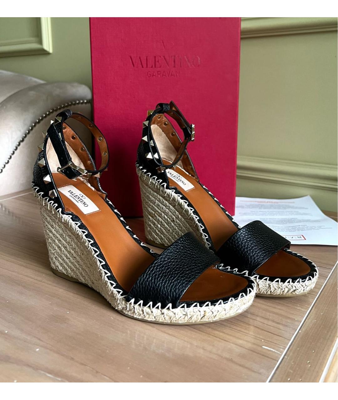 VALENTINO Черные кожаные босоножки, фото 9