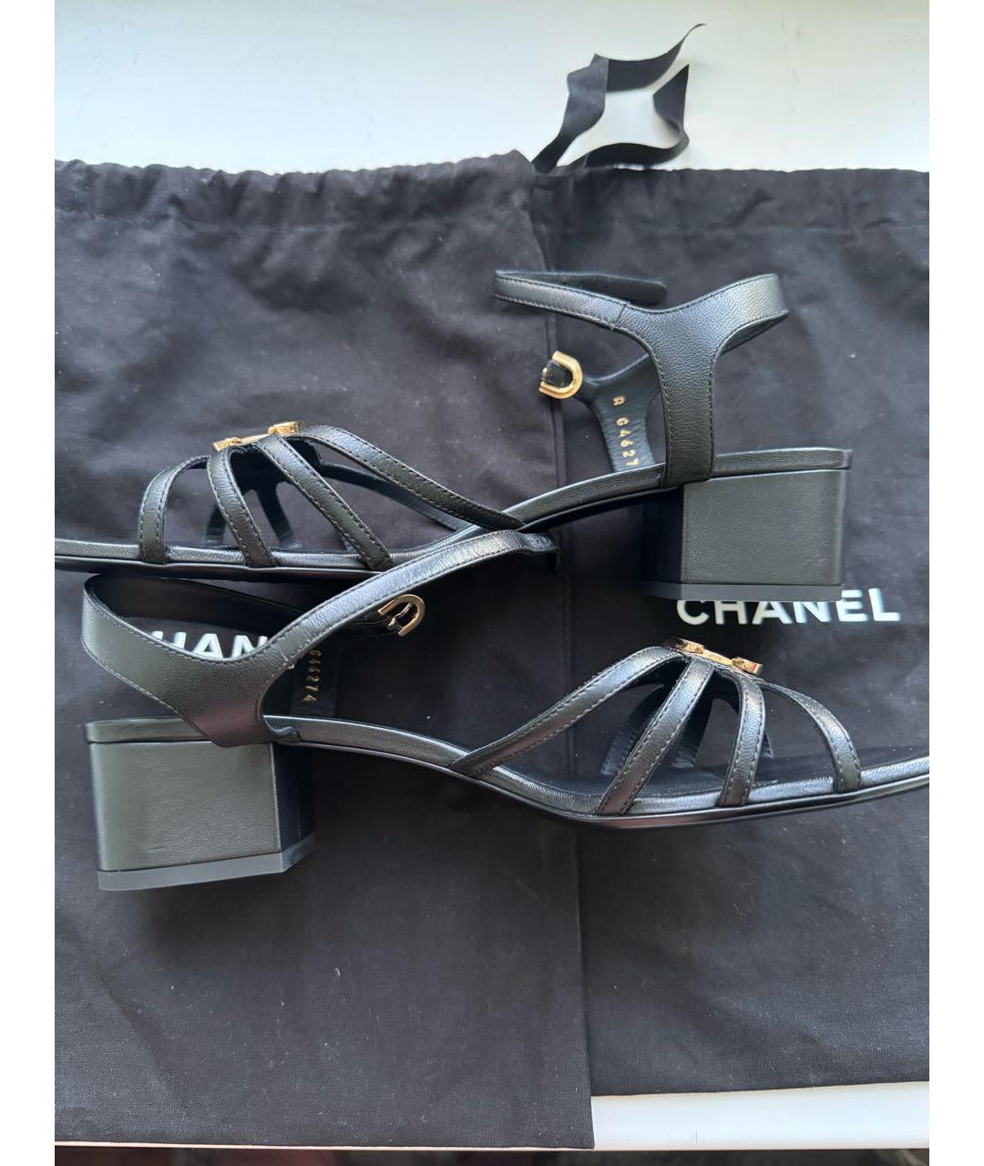 CHANEL Черные кожаные босоножки, фото 6