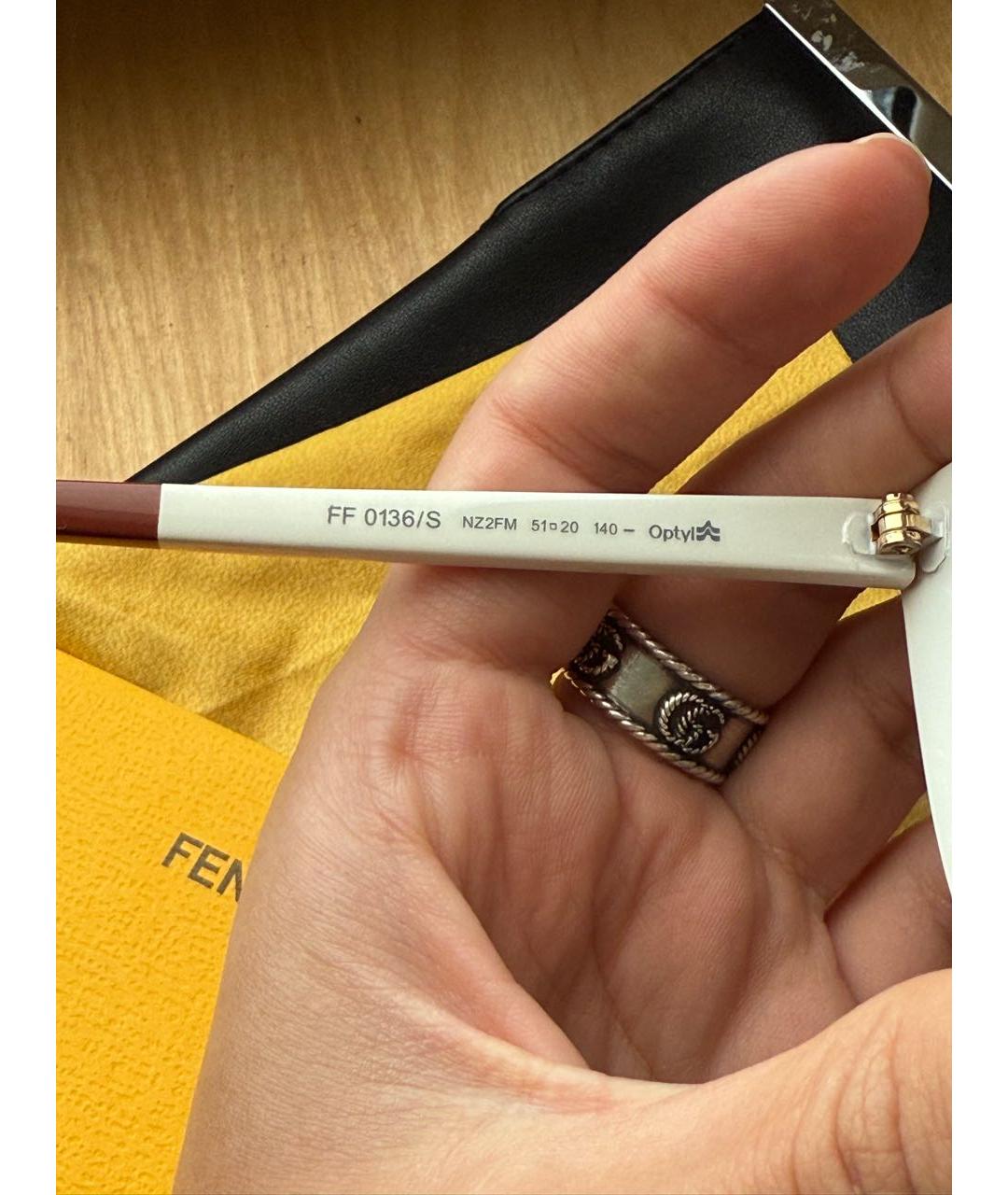 FENDI Белые пластиковые солнцезащитные очки, фото 4