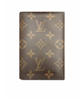 LOUIS VUITTON Обложка/футляр