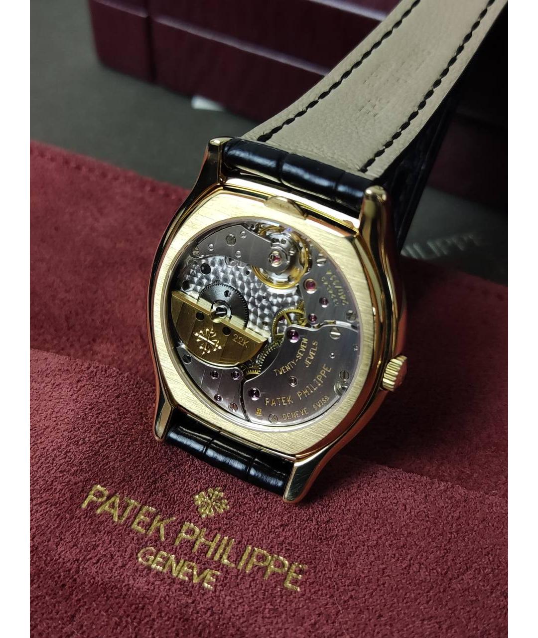 PATEK PHILIPPE Часы из желтого золота, фото 5