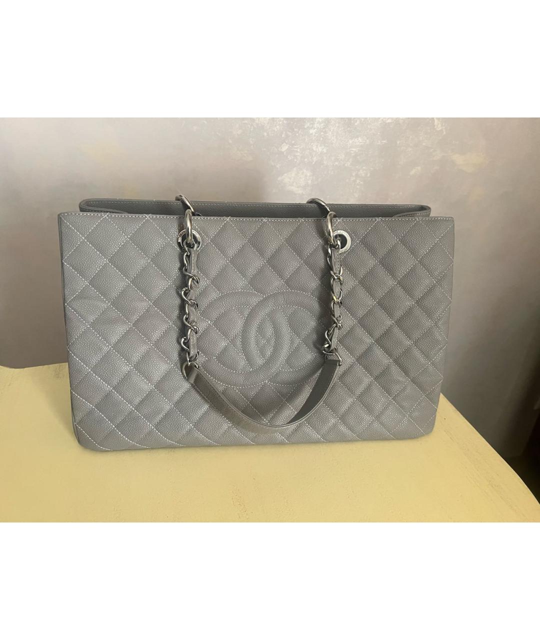 CHANEL Серая кожаная сумка тоут, фото 9