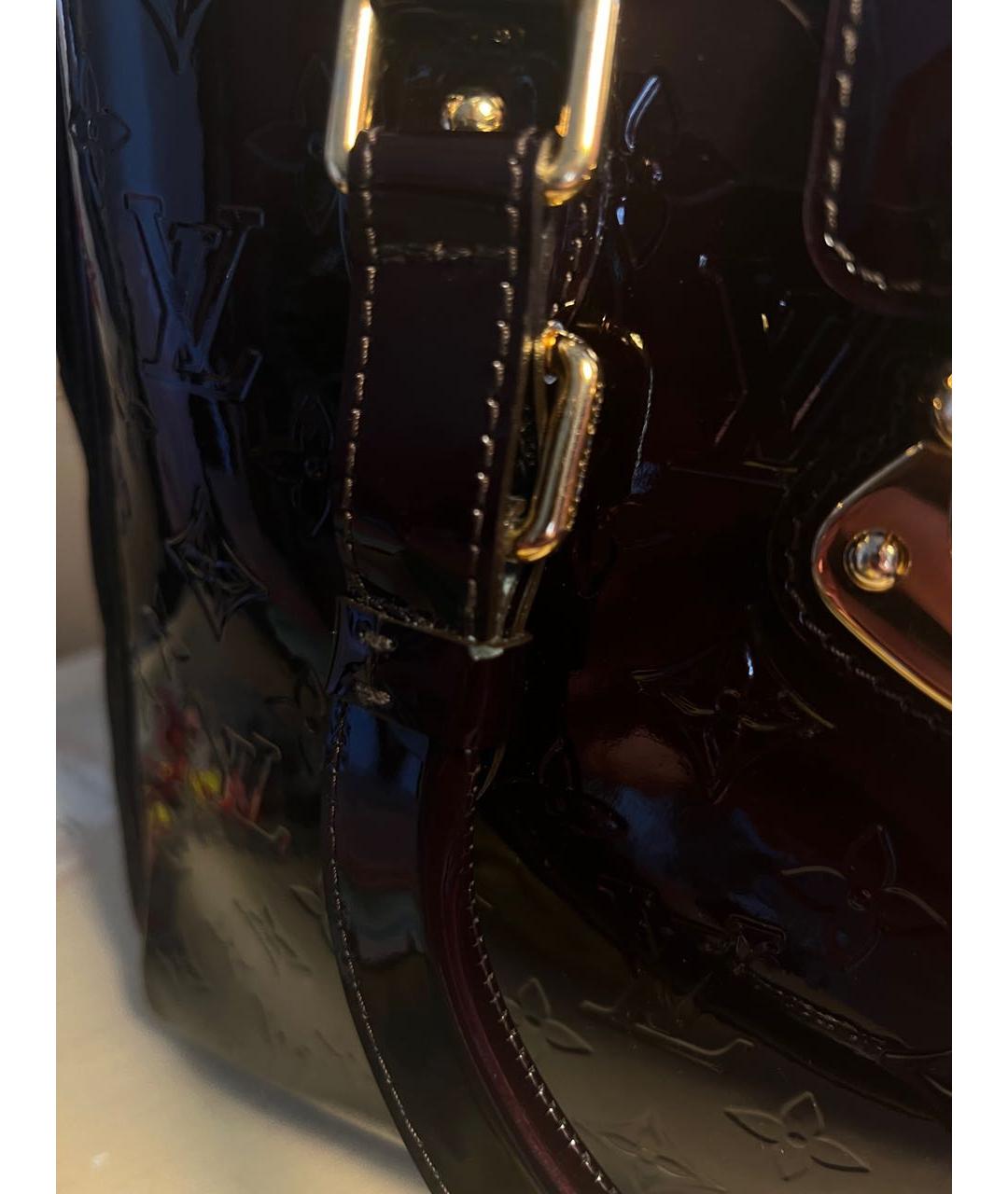 LOUIS VUITTON Бордовая сумка с короткими ручками из лакированной кожи, фото 7