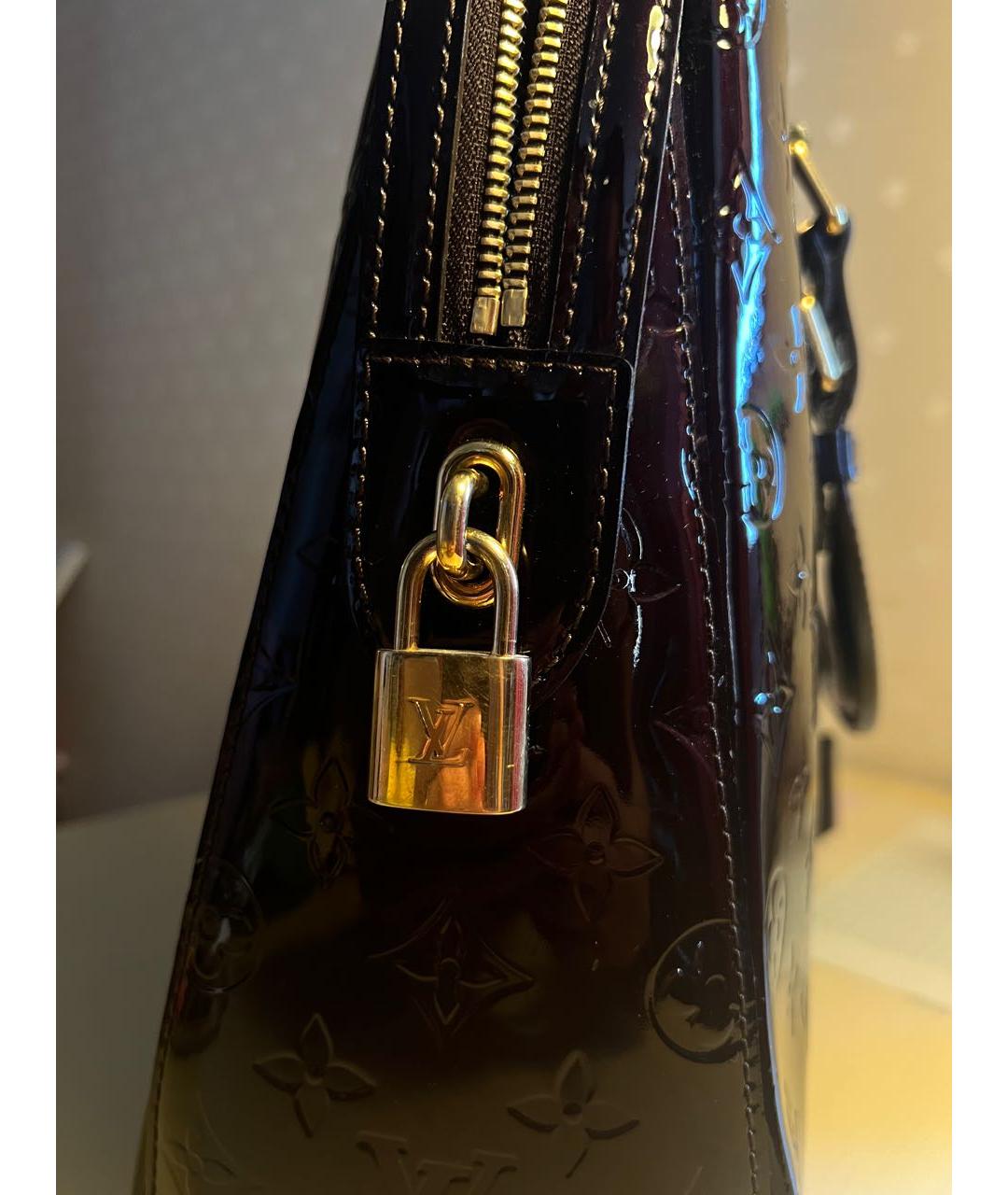 LOUIS VUITTON Бордовая сумка с короткими ручками из лакированной кожи, фото 3
