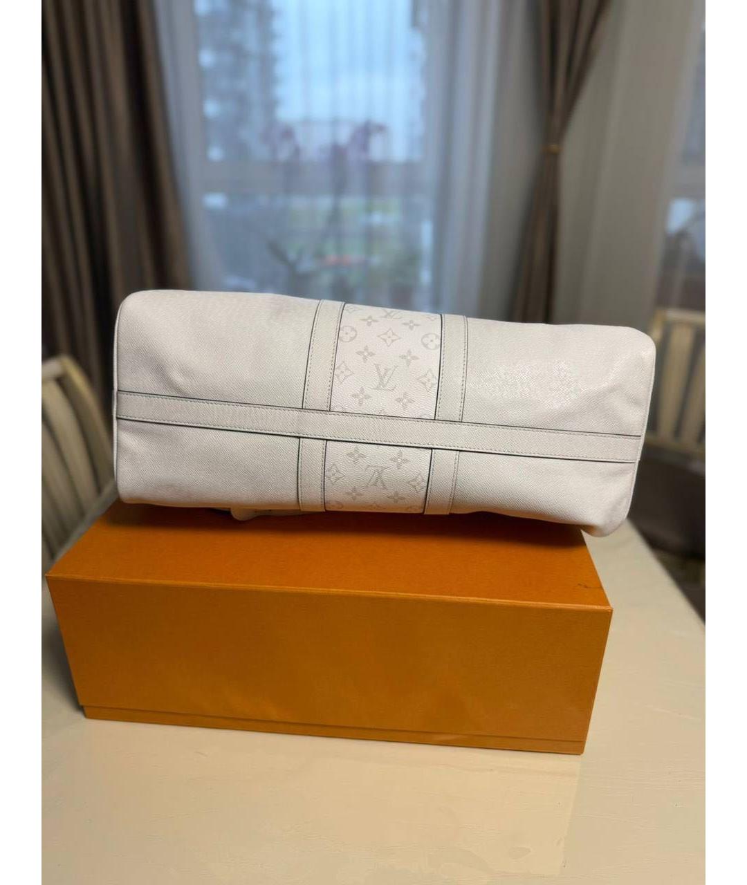 LOUIS VUITTON Белая кожаная дорожная/спортивная сумка, фото 3