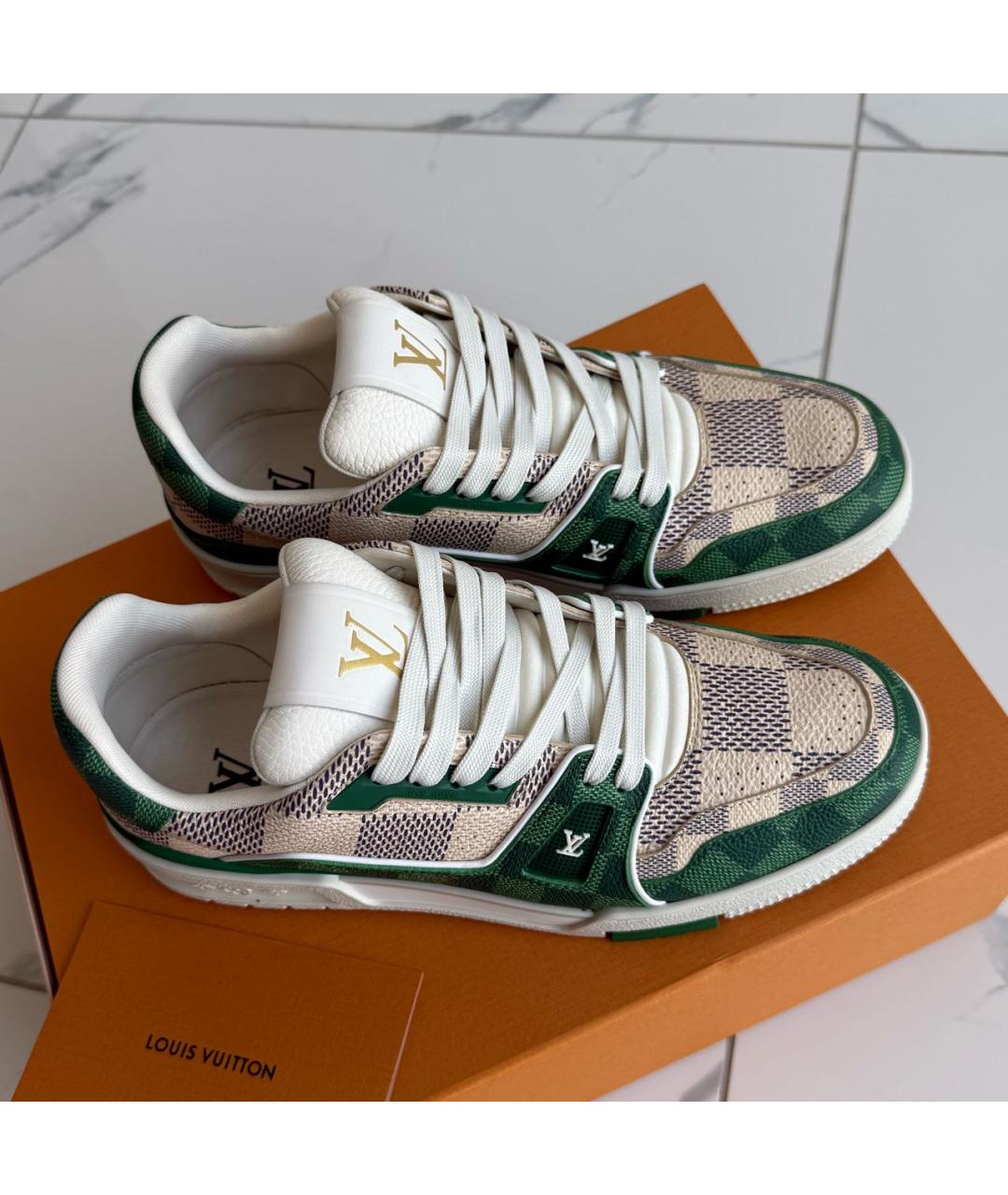 LOUIS VUITTON Зеленые кожаные низкие кроссовки / кеды, фото 2
