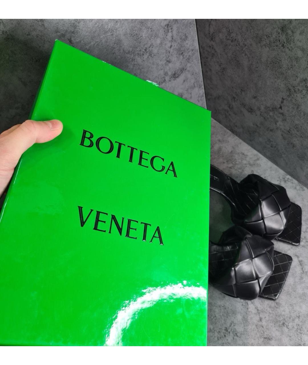 BOTTEGA VENETA Черные кожаные босоножки, фото 7