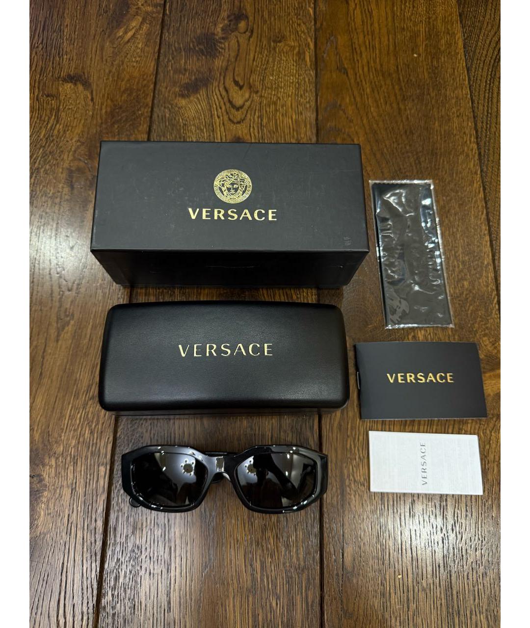 VERSACE Черные пластиковые солнцезащитные очки, фото 4