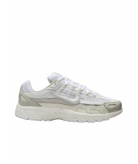 NIKE Низкие кроссовки / кеды