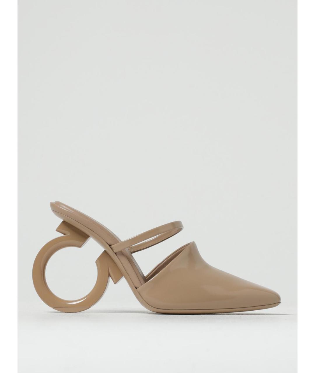 FERRAGAMO Бежевые мюли из лакированной кожи, фото 5