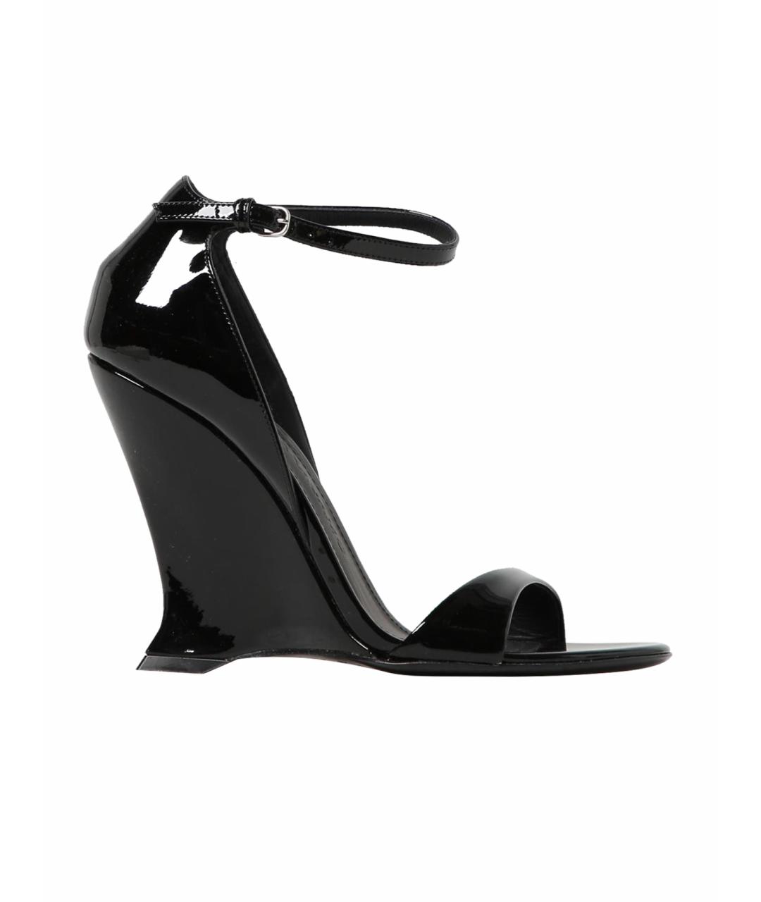FERRAGAMO Черные босоножки из лакированной кожи, фото 1