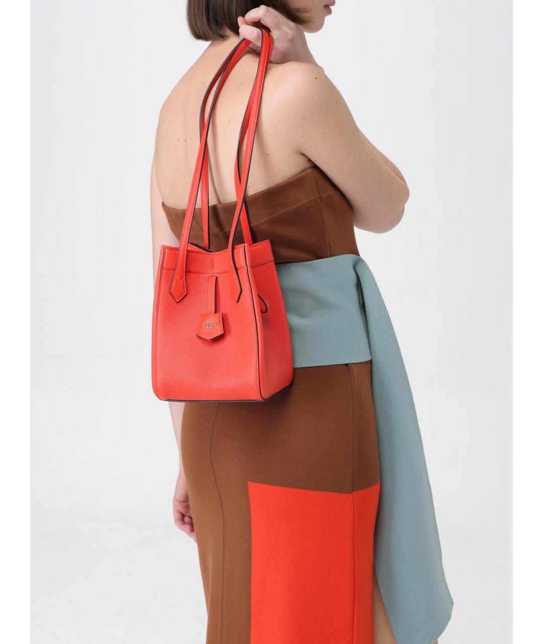 FENDI Красная кожаная сумка тоут, фото 2